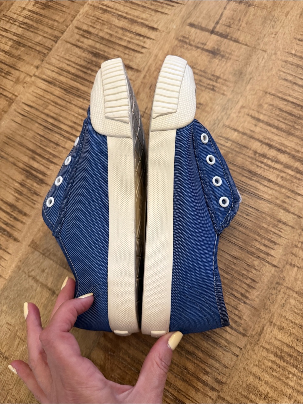 SCHUTZ MASSEY LONA/ELAST/JEANS/WHIT Denim Sneakers - Picture 9 of 13